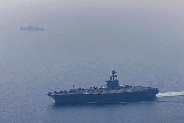 六郃彩:海上漂了250天,“林肯”號航母終於快靠岸了