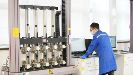 再斩双奖,东方雨虹获评“年度杰出服务企业”